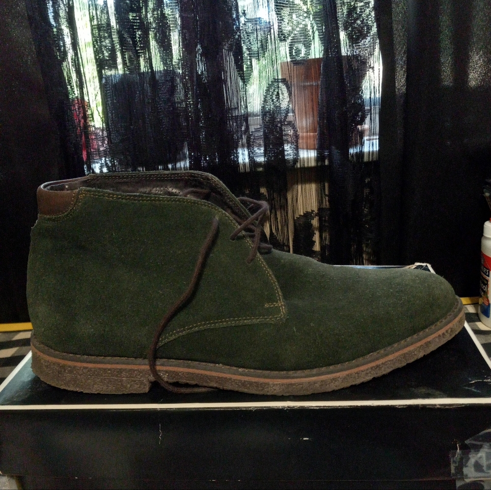 Green comfortable shoes